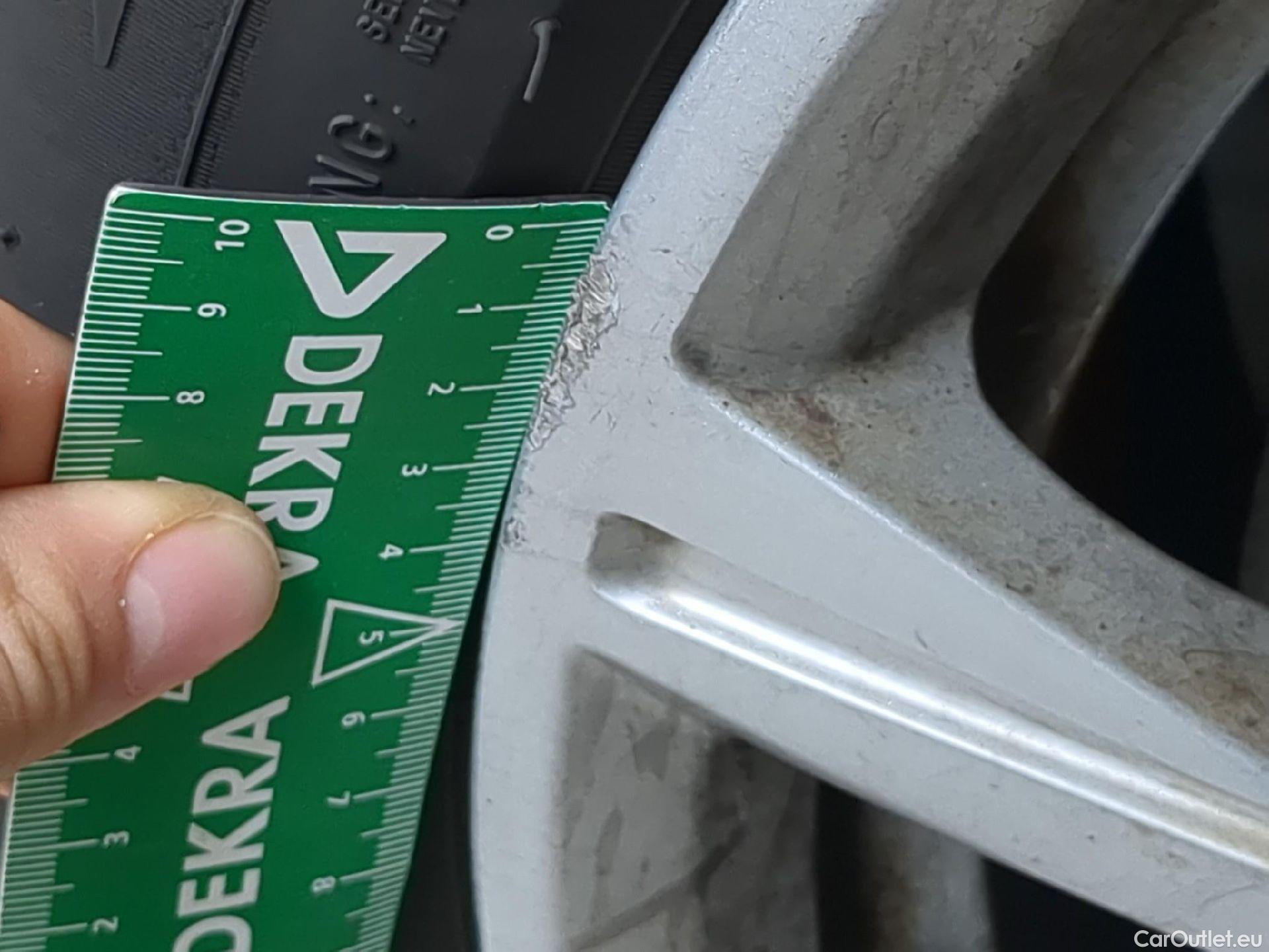  Audi  A4 AUDI  Avant / 2019 / 5P / Break 35 TFSI 150 S tronic Business line #4