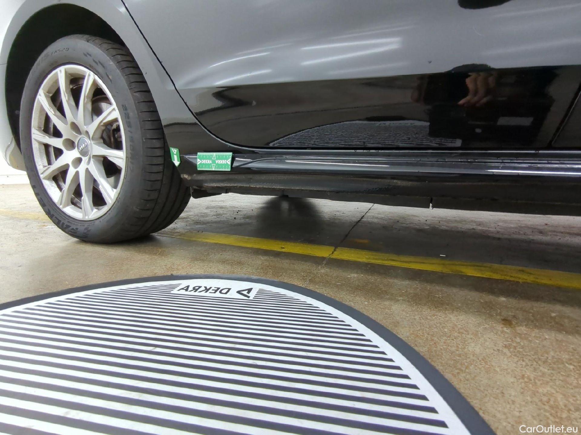  Audi  A4 AUDI  Avant / 2019 / 5P / Break 35 TFSI 150 S tronic Business line #14