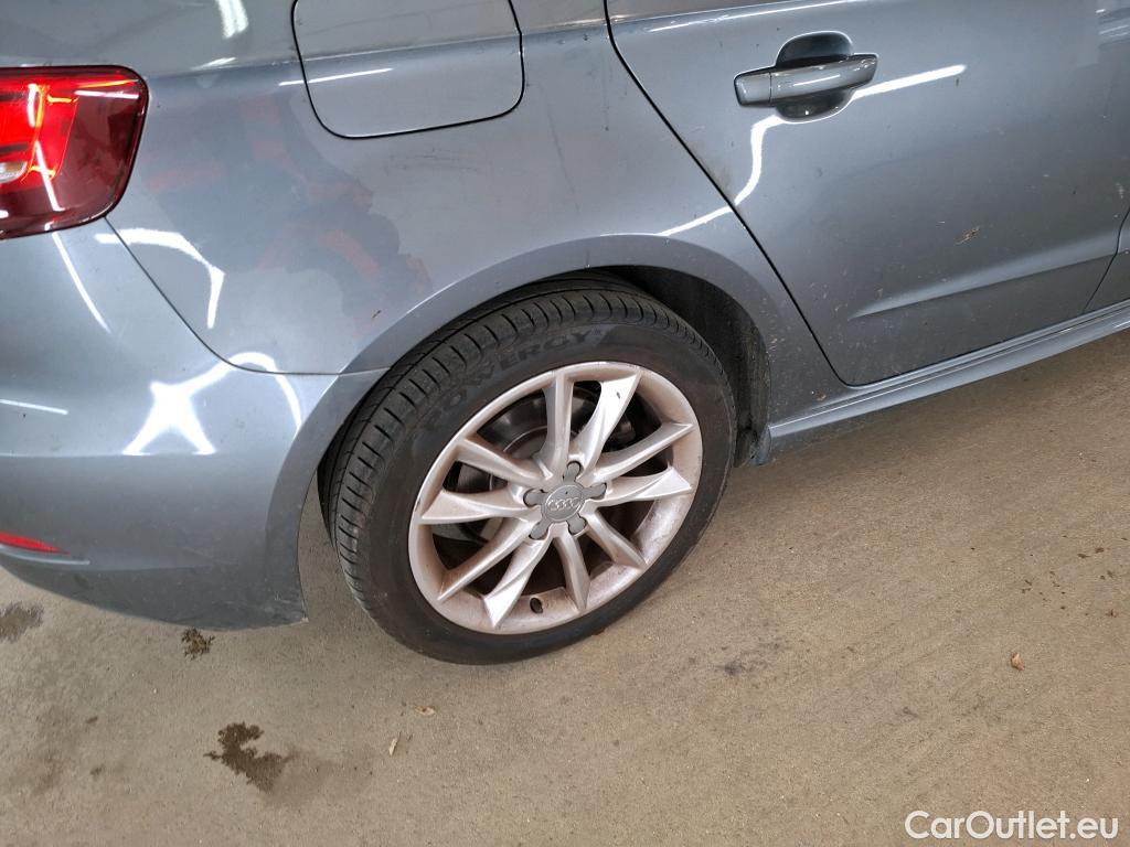  Audi  A3 AUDI  Sportback 5p Berline 1.4 TFSI E-TRON S TRONIC BUSINESS LINE #25