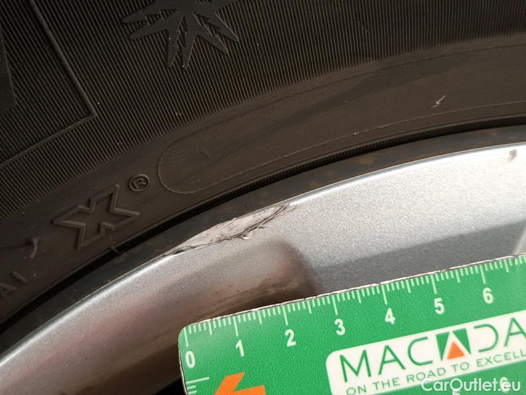  Citroen  C3  Société Feel Nav 1.2 PureTech 80CV BVM5 E6 #25