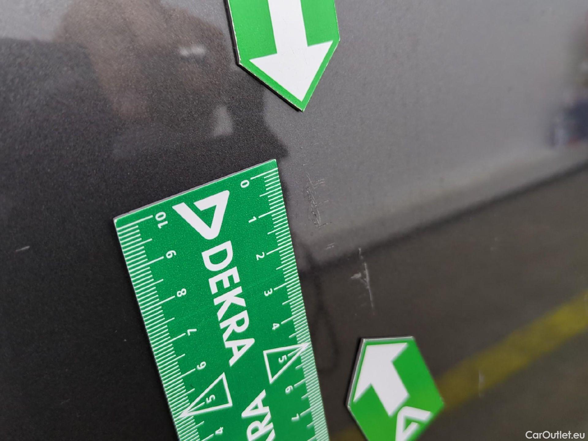  Citroen  C4 Cactus  Feel Business 1.5 BlueHDi 100CV BVM6 E6d #24