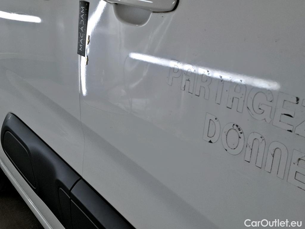  Citroen  Berlingo  Feel M 1.2 PureTech 130CV BVA8 E6d #20