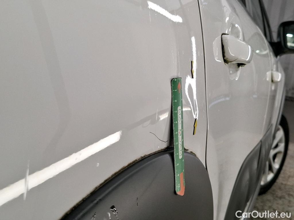  Citroen  C3  Société Feel Nav 1.2 PureTech 80CV BVM5 E6 #4