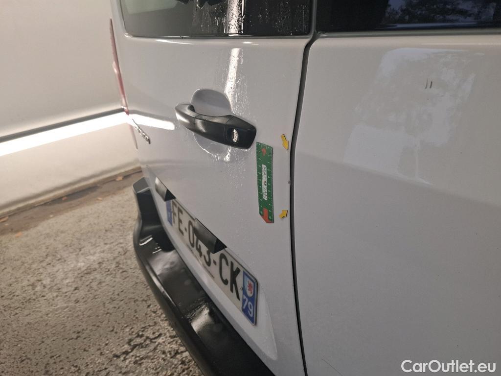  Citroen  Berlingo  Fourgon Club M 650 1.6 BlueHDi 100CV BVM5 E6 #15