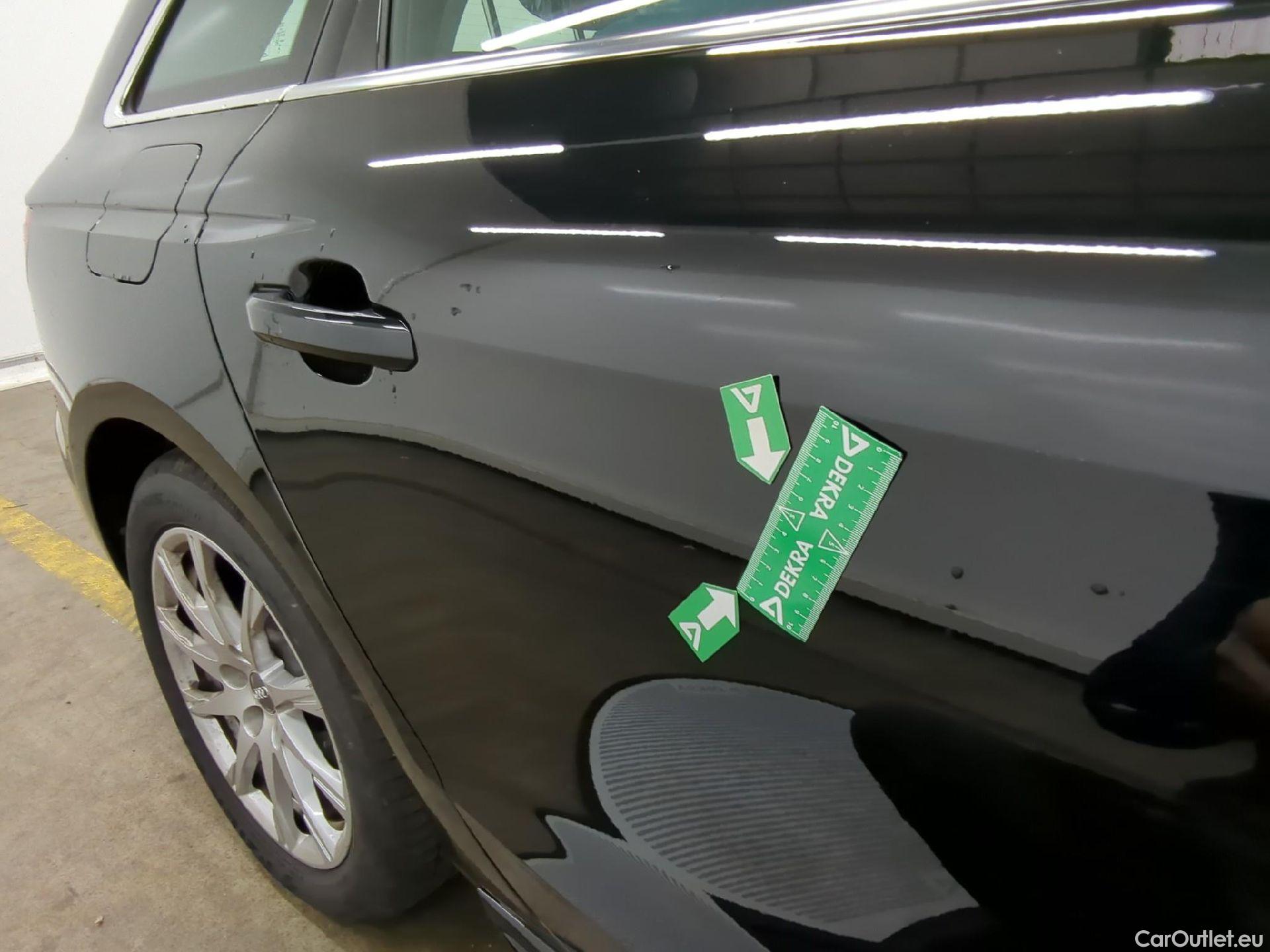  Audi  A4 AUDI  Avant / 2019 / 5P / Break 35 TFSI 150 S tronic Business line #26