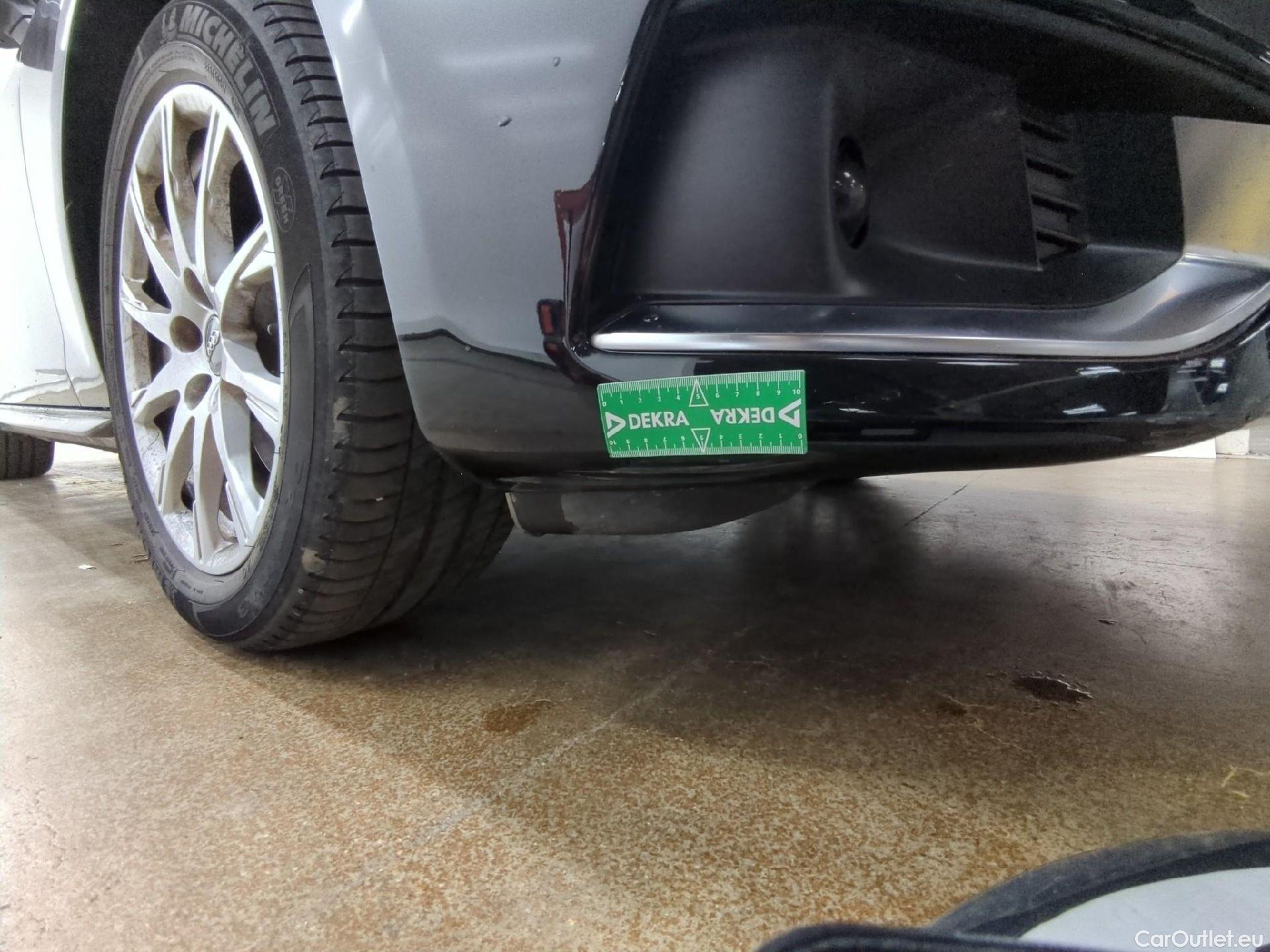  Audi  A4 AUDI  Avant / 2019 / 5P / Break 35 TFSI 150 S tronic Business line #17