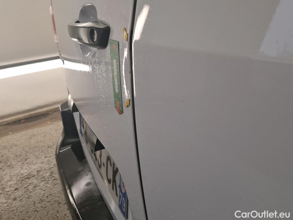  Citroen  Berlingo  Fourgon Club M 650 1.6 BlueHDi 100CV BVM5 E6 #16