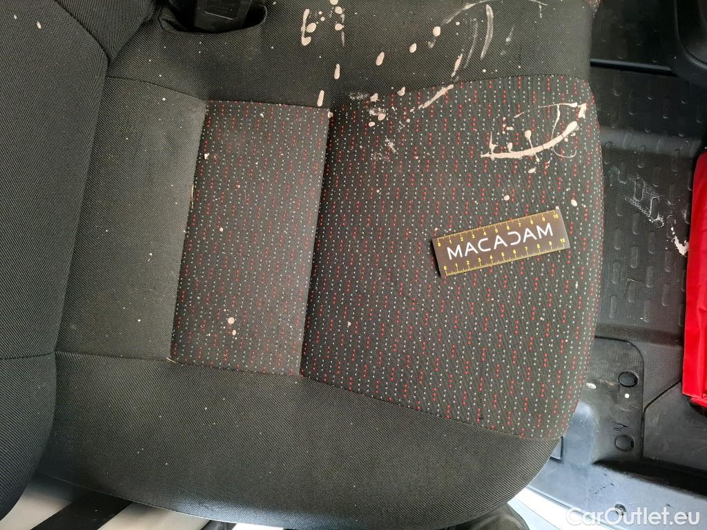  Citroen  Jumper CITROEN  VU 4p Fourgon 4-35 L4H3 BlueHDi 130 BVM6 Confort #1