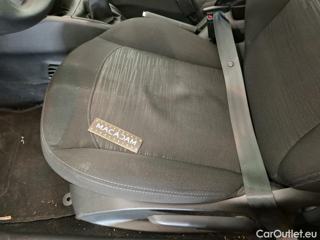  Peugeot  208  Affaire Premium Pack 1.5 HDi 100CV BVM5 E6dT #28