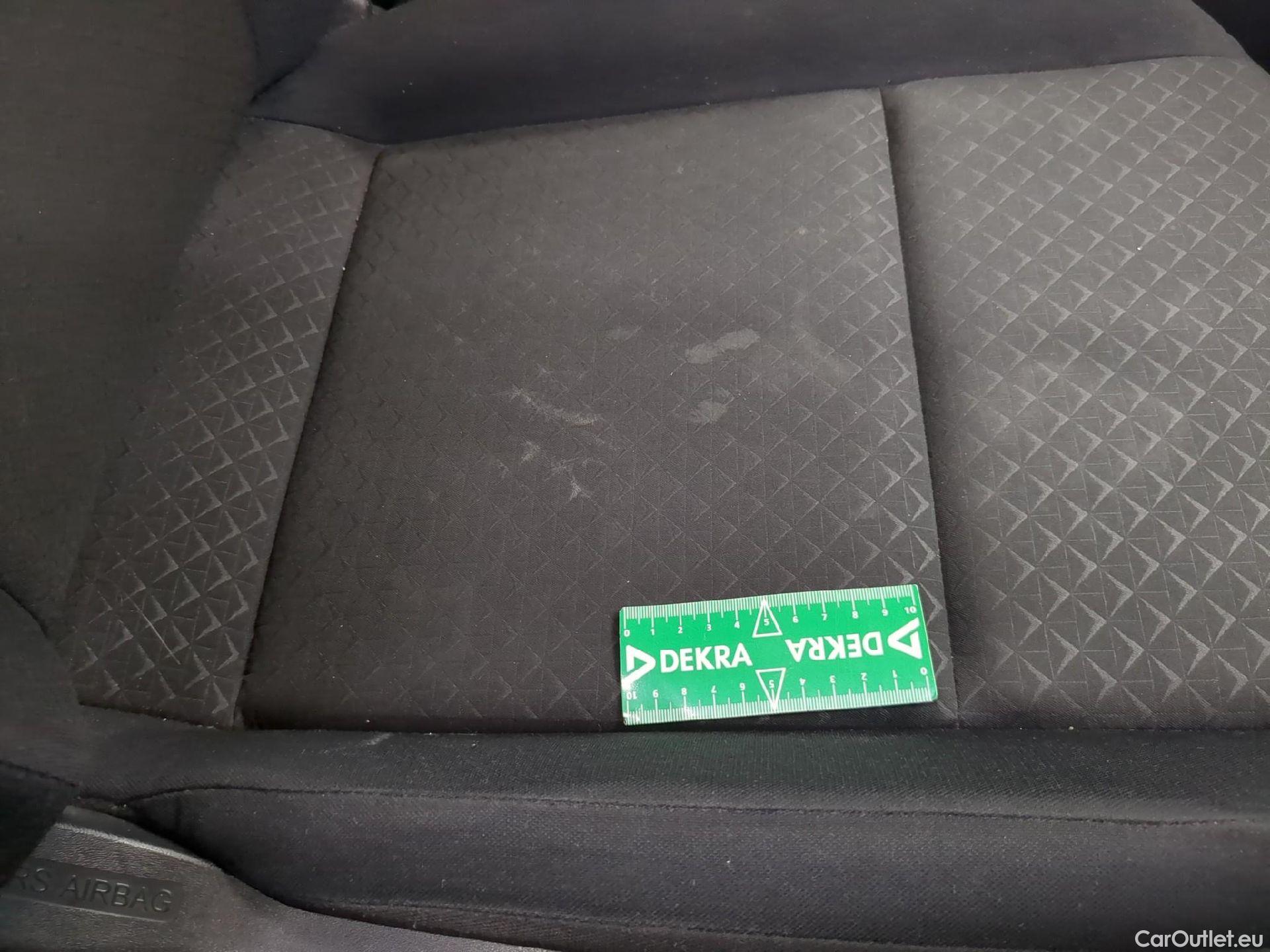  Nissan  Juke NISSAN  / 2019 / 5P / Crossover DIG-T 114 DCT Business Edition #3