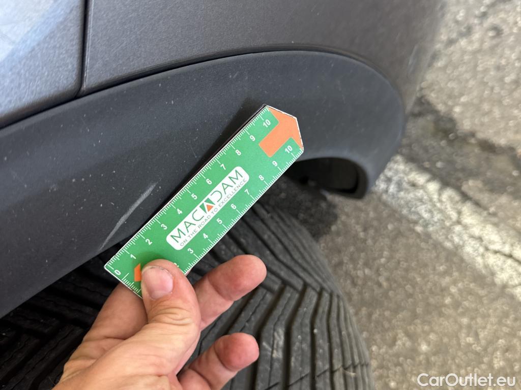  Peugeot  3008  II Allure Pack 1.5 HDi 130CV BVA8 E6d #37