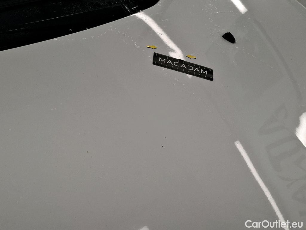  Peugeot  208 PEUGEOT  Affaire / 2015 / 5P / Berline 1.6 BLUEHDI 100 PREMIUM PACK #29