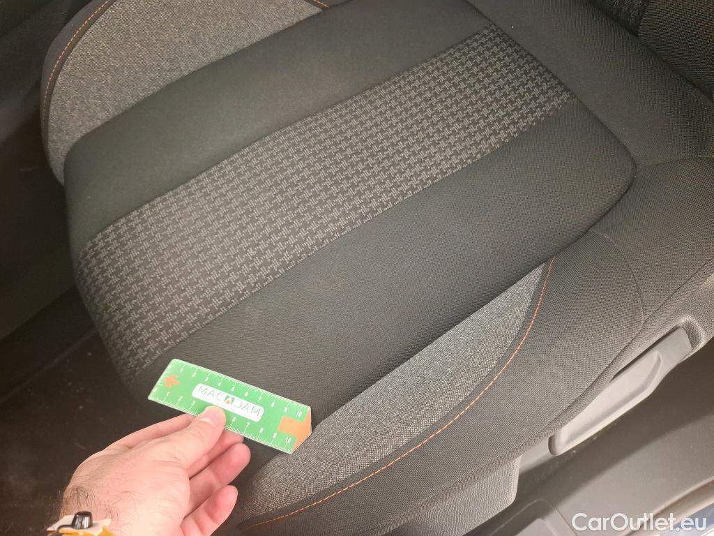  Peugeot  3008  Active Business 1.5 HDi 130CV BVM6 E6d #16