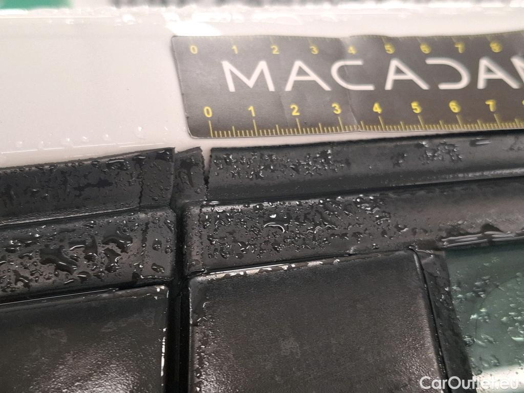  Peugeot  208 PEUGEOT  Affaire / 2015 / 5P / Berline 1.6 BLUEHDI 100 PREMIUM PACK #16