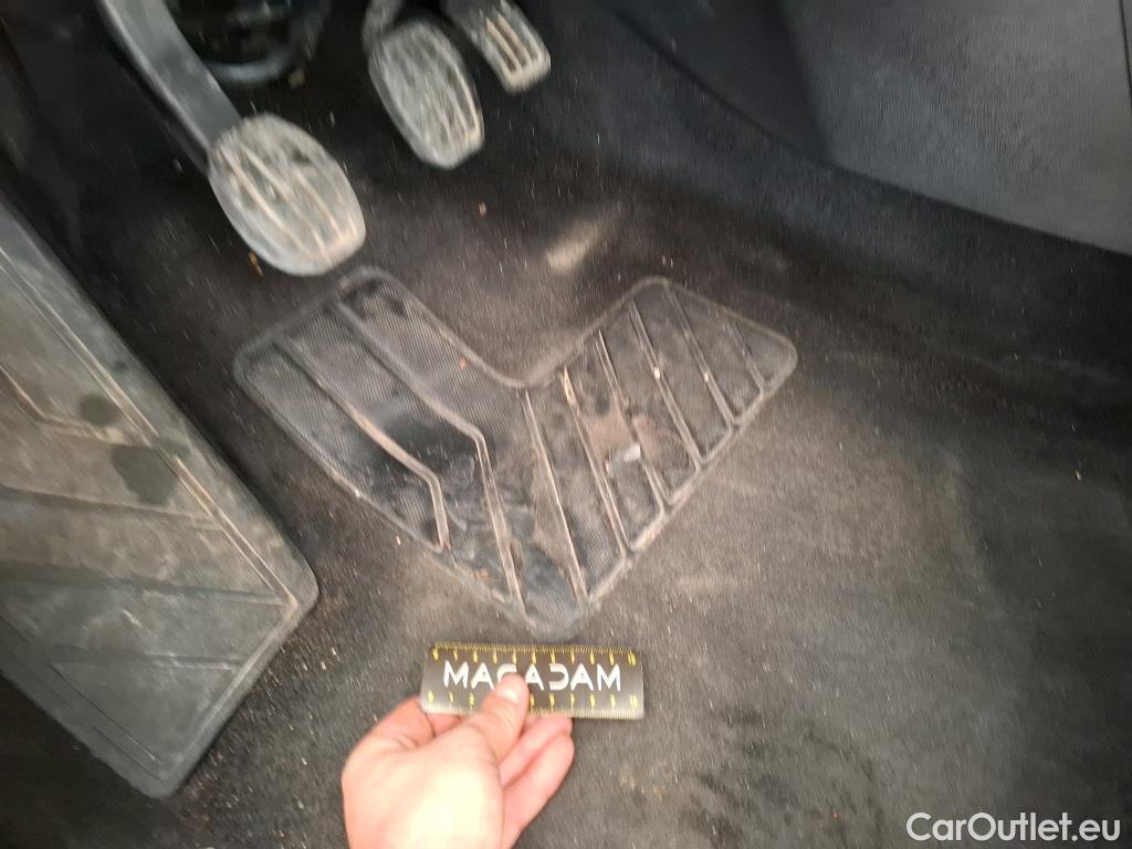  Peugeot  308  Premium Pack 1.5 HDI 100CV BVM6 E6dT #1