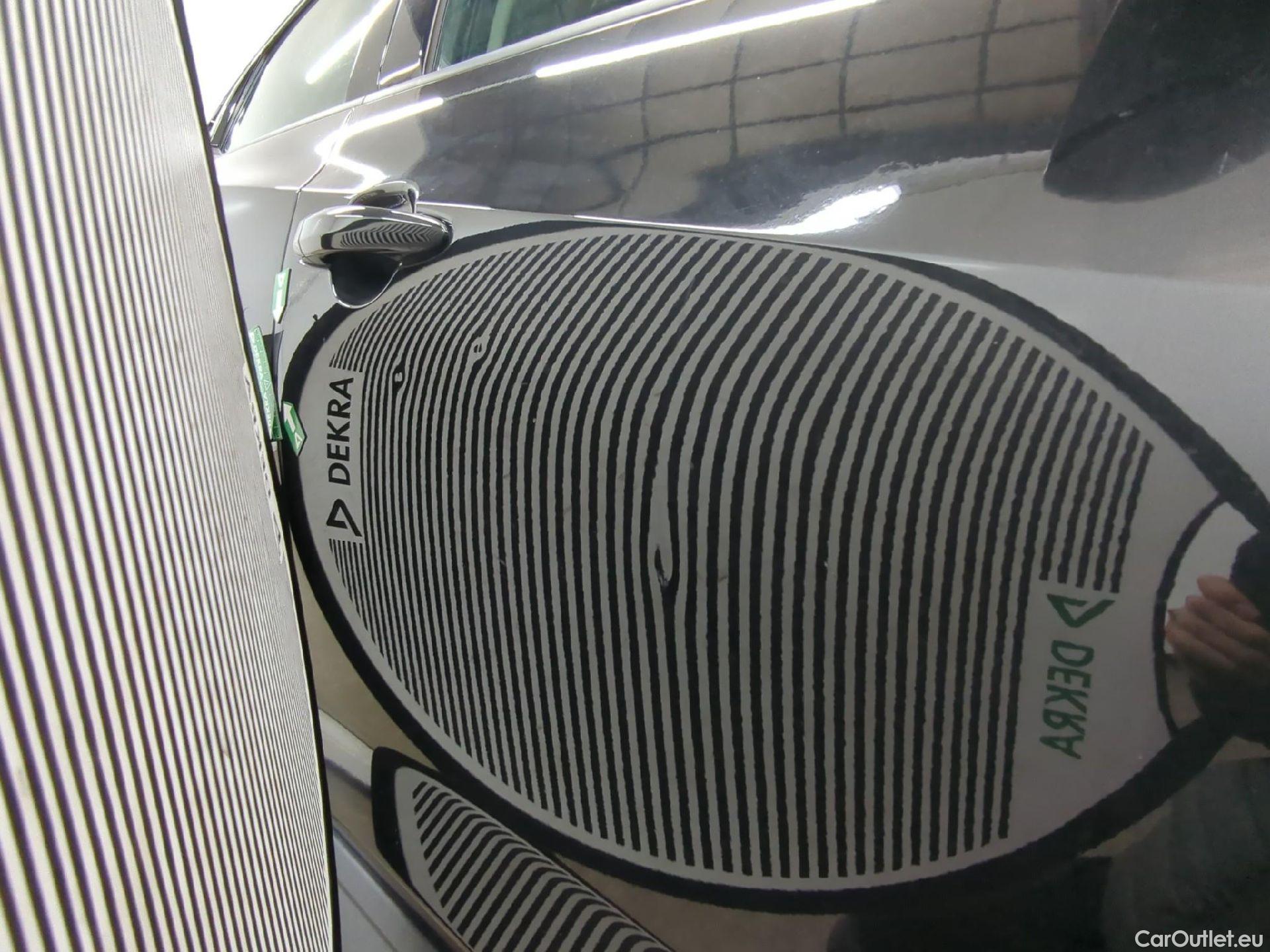  Nissan  Juke NISSAN  / 2019 / 5P / Crossover DIG-T 114 DCT Business Edition #10