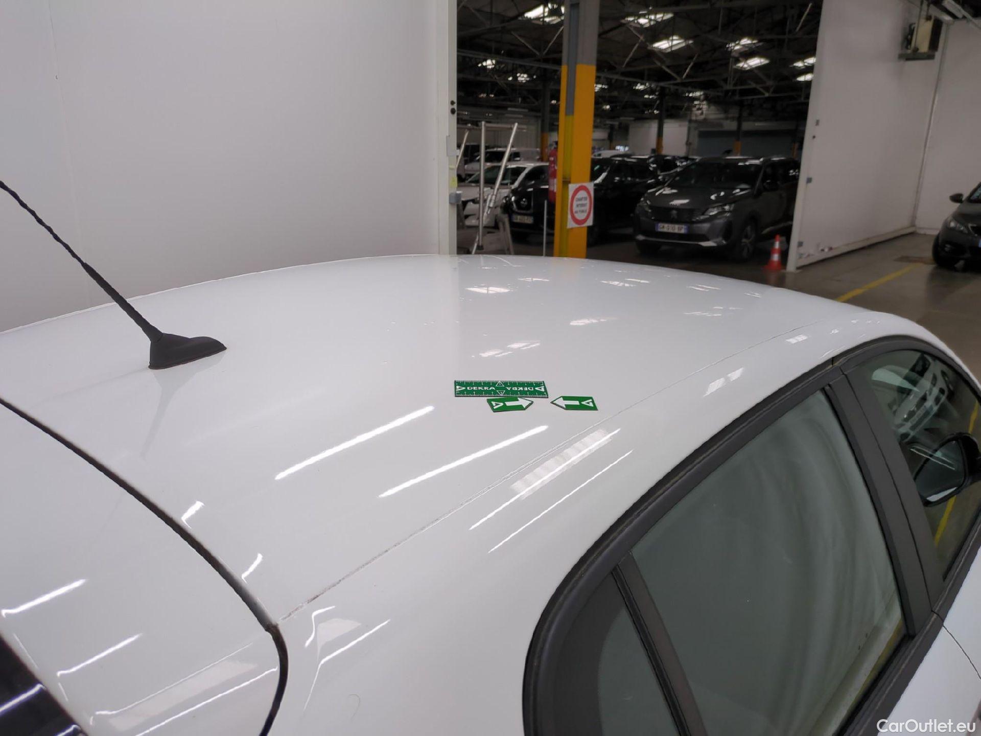  Peugeot  208  Premium 1.5 HDi 100CV BVM6 E6d #12