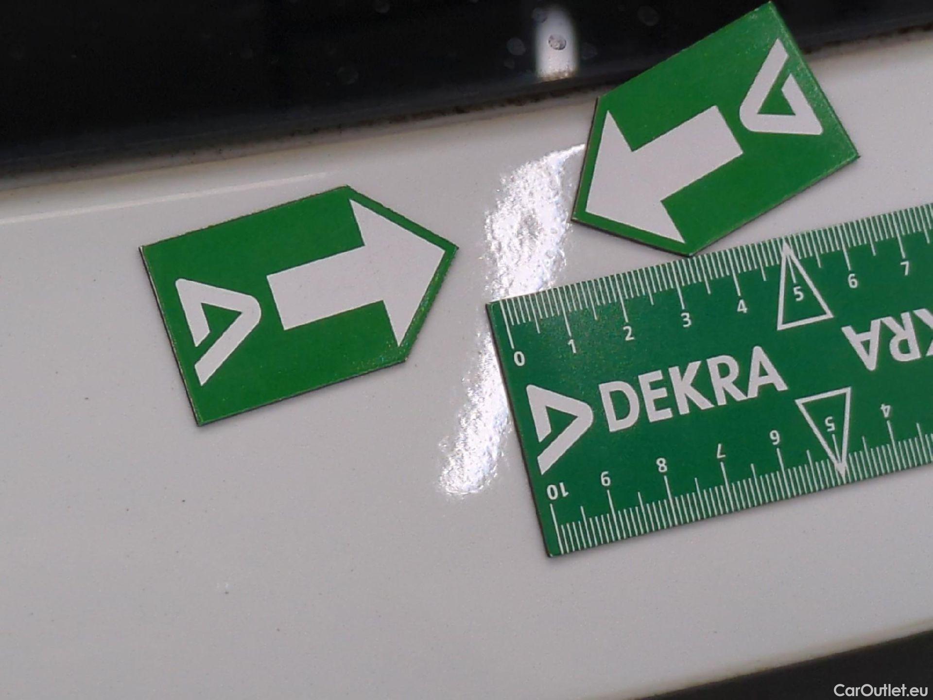  Peugeot  208  Premium 1.5 HDi 100CV BVM6 E6d #36