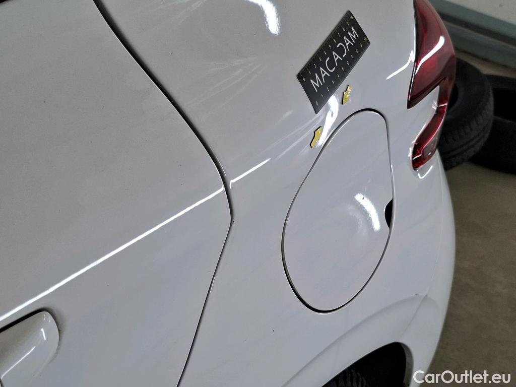  Peugeot  208  Affaire Premium Pack 1.5 HDi 100CV BVM5 E6dT #23