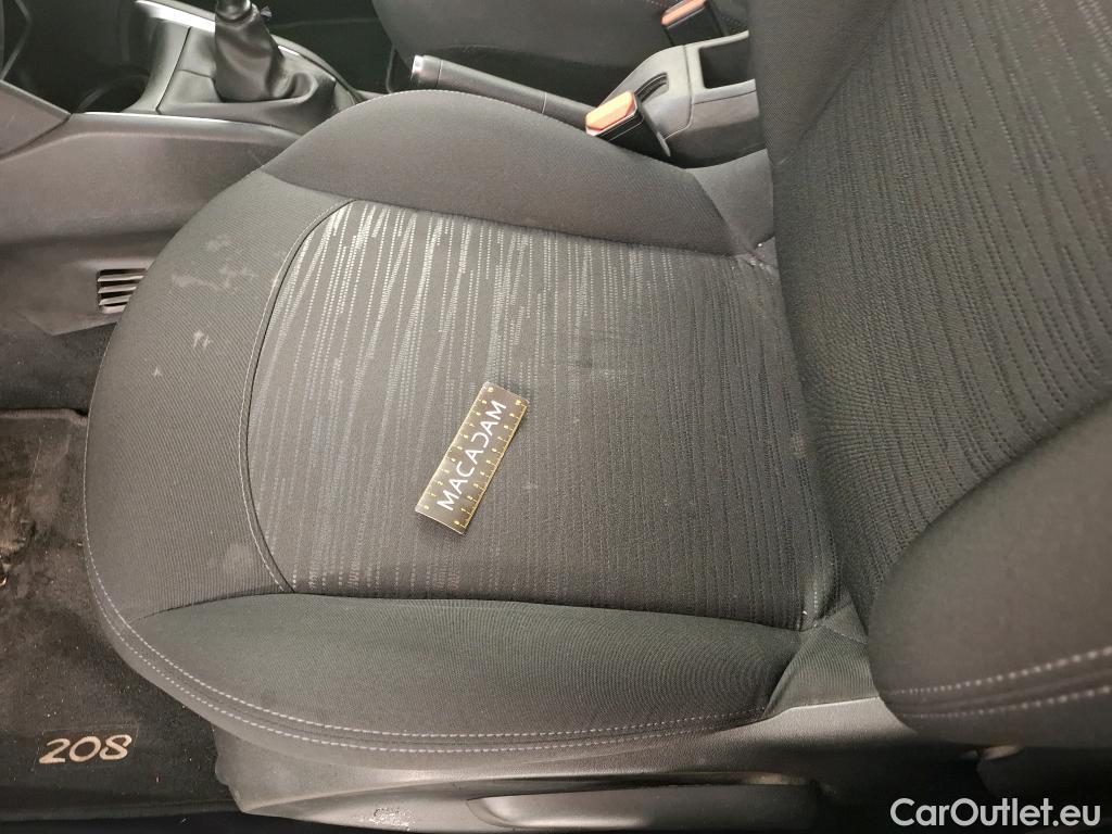  Peugeot  208 PEUGEOT  Affaire / 2015 / 5P / Berline 1.6 BLUEHDI 100 PREMIUM PACK #37