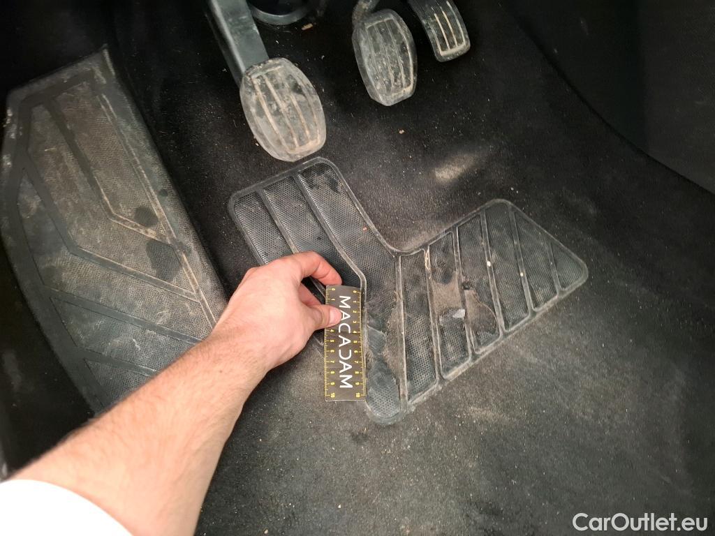  Peugeot  308  Premium Pack 1.5 HDI 100CV BVM6 E6dT #2