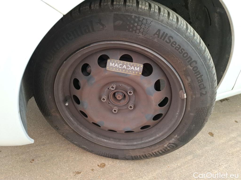  Peugeot  308  Premium Pack 1.5 HDI 100CV BVM6 E6dT #21