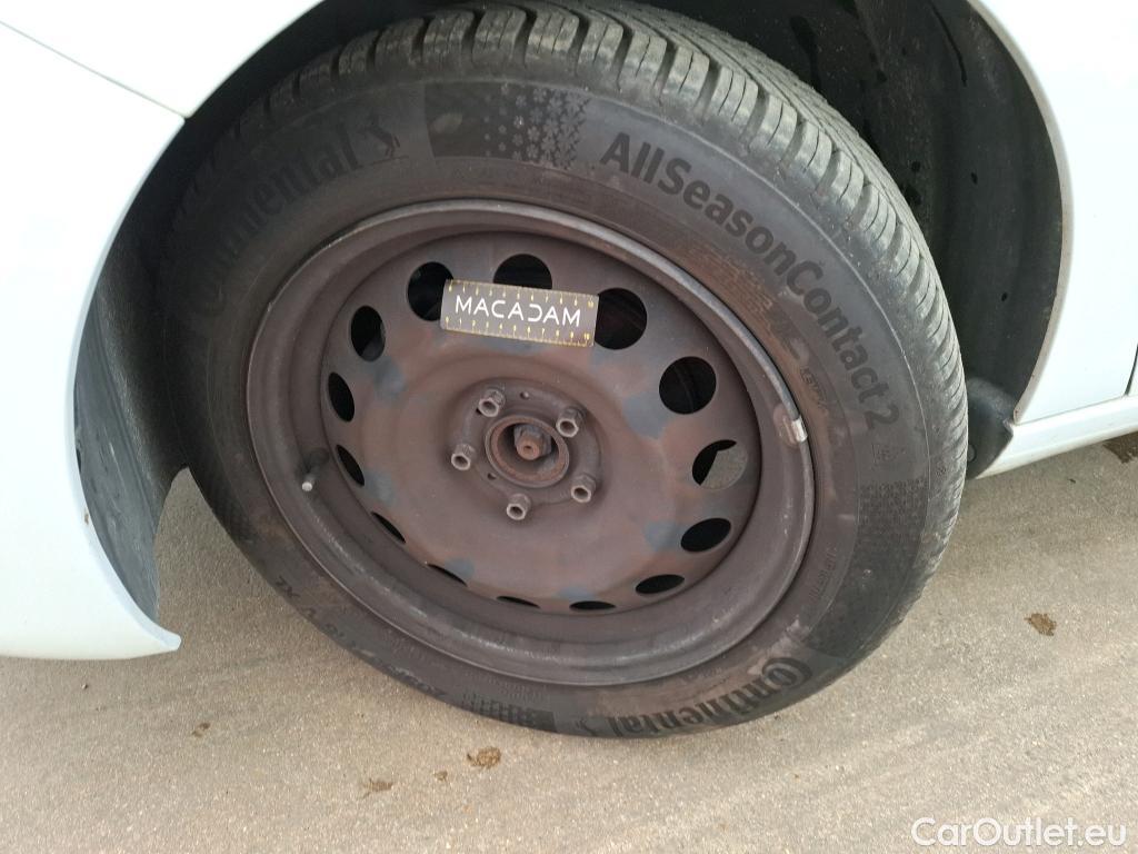  Peugeot  308  Premium Pack 1.5 HDI 100CV BVM6 E6dT #11