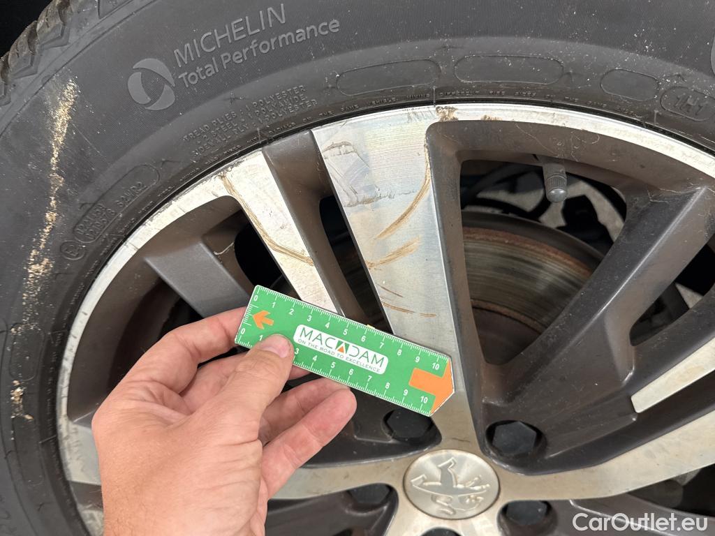  Peugeot  3008  II Allure Pack 1.5 HDi 130CV BVA8 E6d #24