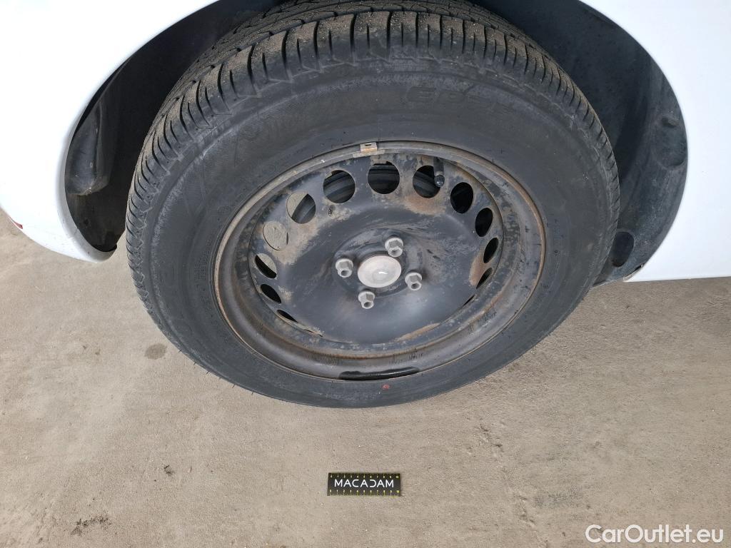  Renault  Clio  IV Air 1.5 dCi 75CV BVM5 E6 #16