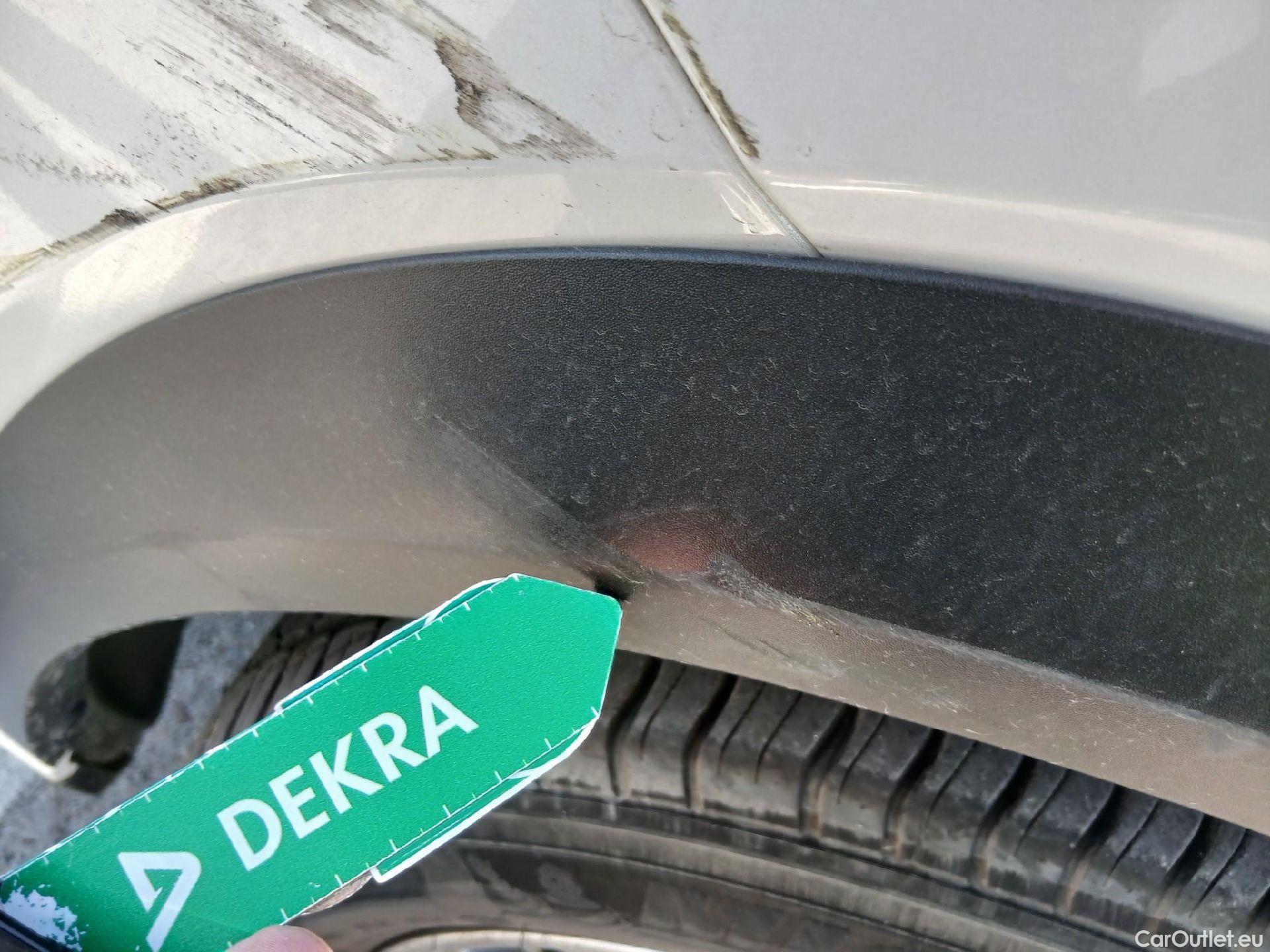  Lexus  NX LEXUS  / 2017 / 5P / todoterreno 2.5 300h Business Navigation 2WD (CX) #18