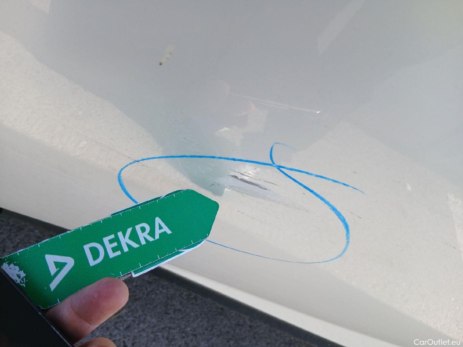  Lexus  NX LEXUS  / 2017 / 5P / todoterreno 2.5 300h Business Navigation 2WD (CX) #20