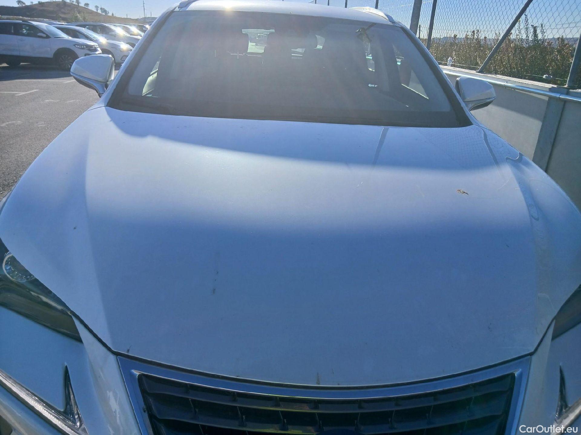  Lexus  NX LEXUS  / 2017 / 5P / todoterreno 2.5 300h Business Navigation 2WD (CX) #50