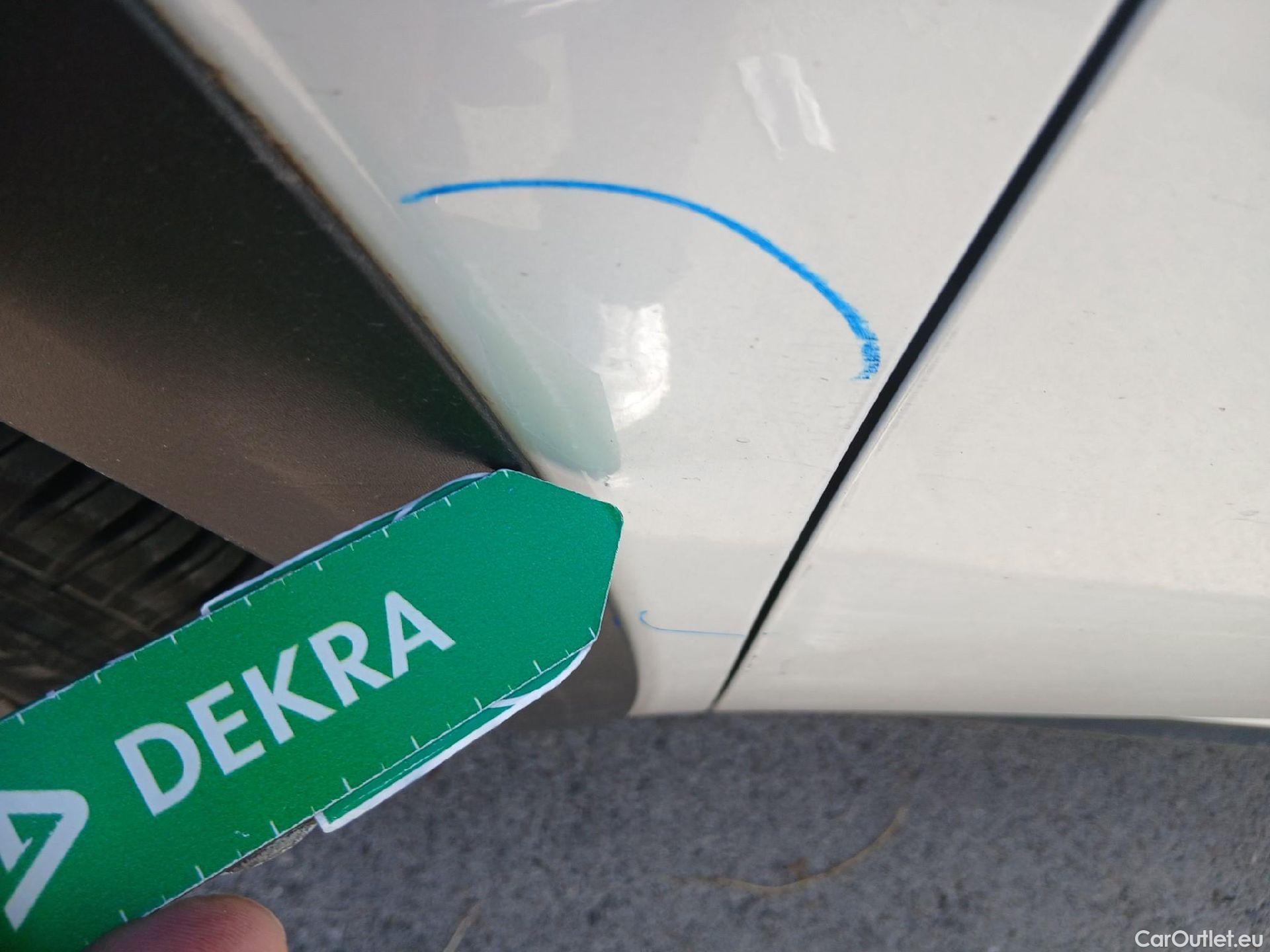  Lexus  NX LEXUS  / 2017 / 5P / todoterreno 2.5 300h Business Navigation 2WD (CX) #17