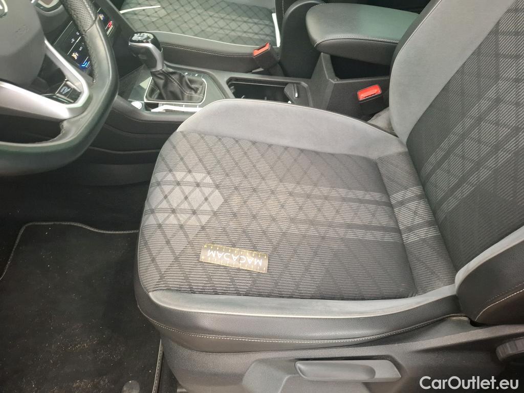  Volkswagen  Tiguan VOLKSWAGEN   2020  5P  SUV 2 0 TDI 150 DSG7 R Line #28