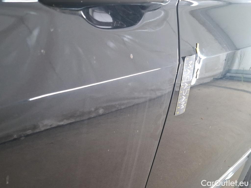  Volkswagen  Tiguan VOLKSWAGEN   2020  5P  SUV 2 0 TDI 150 DSG7 R Line #20