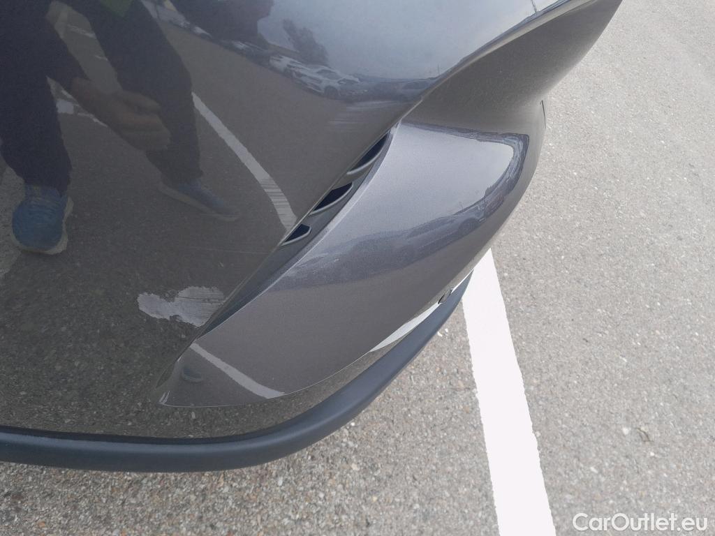  Toyota  Highlander TOYOTA  / 2021 / 5P / todoterreno 2.5 Advance P. Met. Techo Panorámico #9