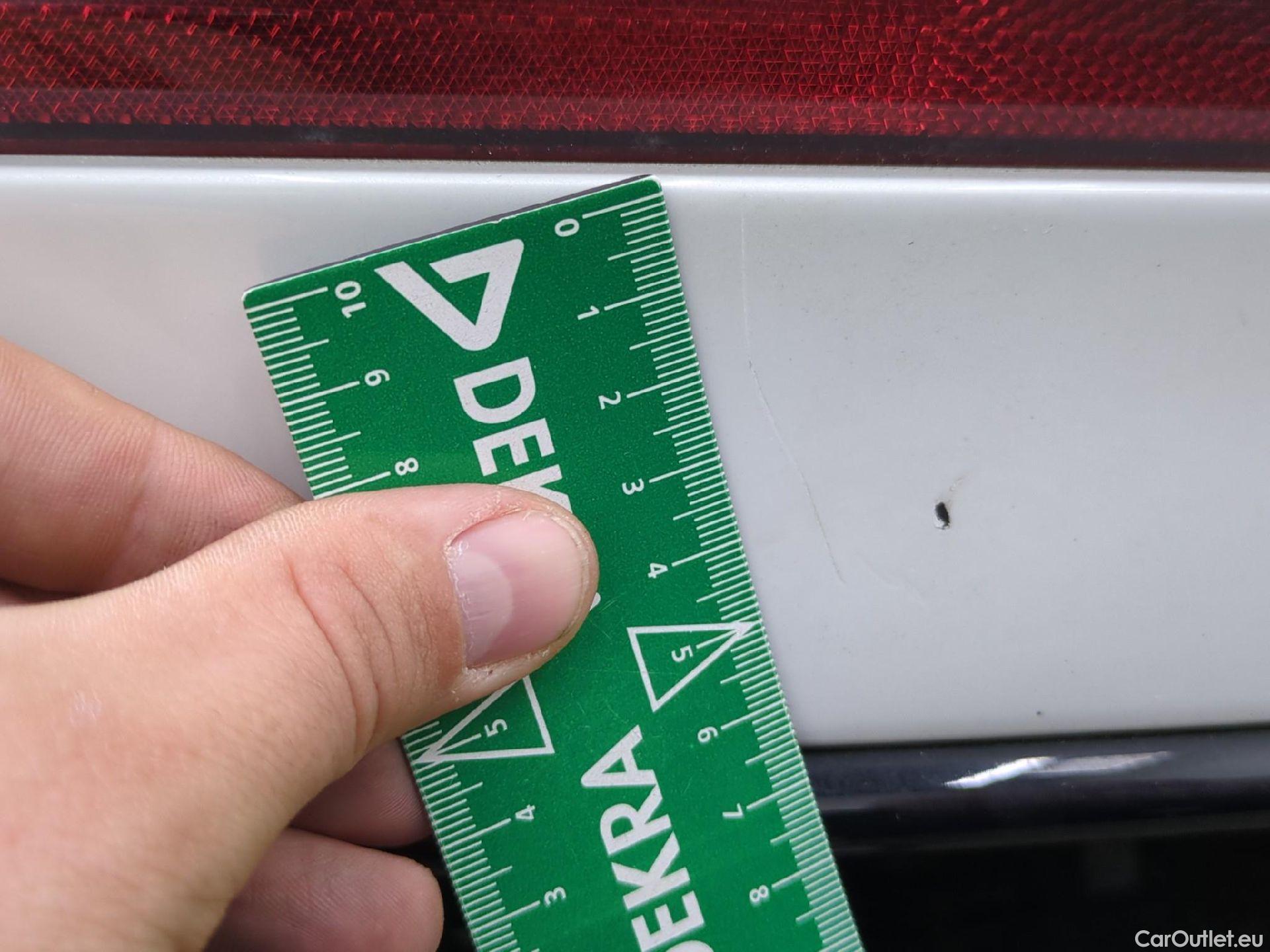  Volkswagen  Tiguan VOLKSWAGEN  / 2020 / 5P / SUV 1.4 eHybrid 245 DSG6 R-Line Exclusive #16