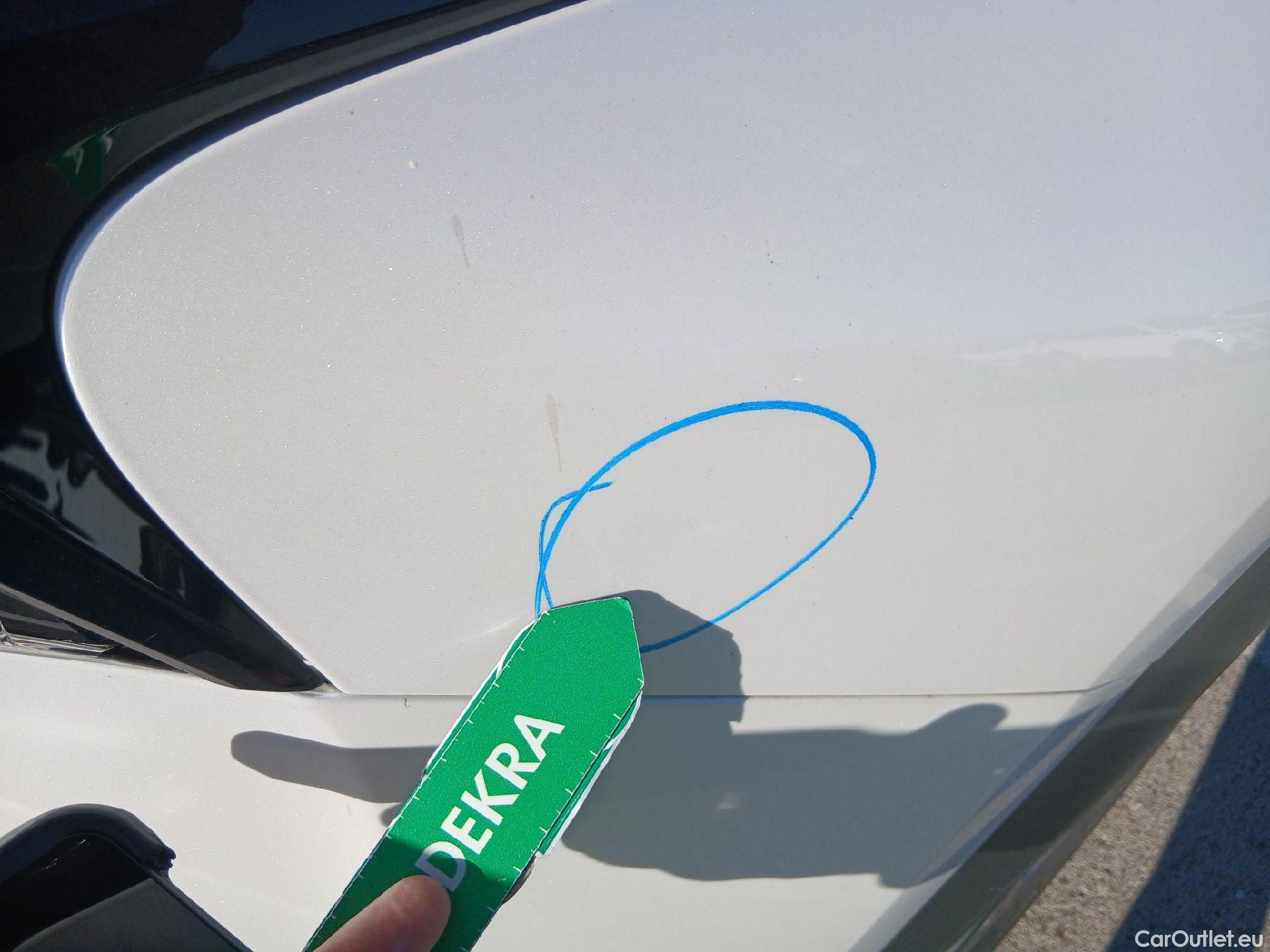  Lexus  NX LEXUS  / 2017 / 5P / todoterreno 2.5 300h Business Navigation 2WD (CX) #37