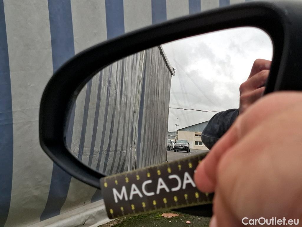  Toyota  Yaris TOYOTA  Hybride / 2017 / 5P / Berline 1.5 VVT-I HYBRID France Business #4