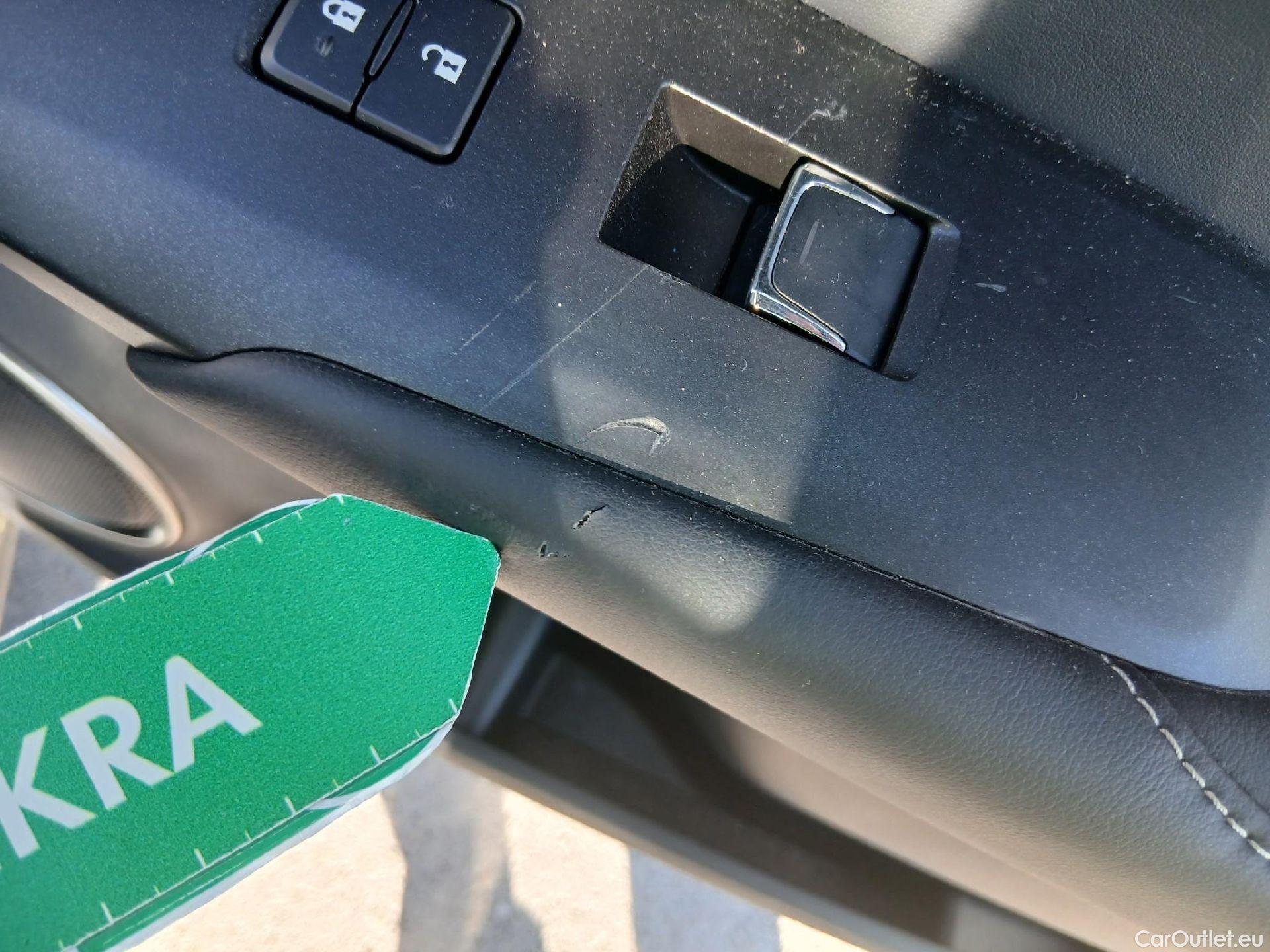  Lexus  NX LEXUS  / 2017 / 5P / todoterreno 2.5 300h Business Navigation 2WD (CX) #8