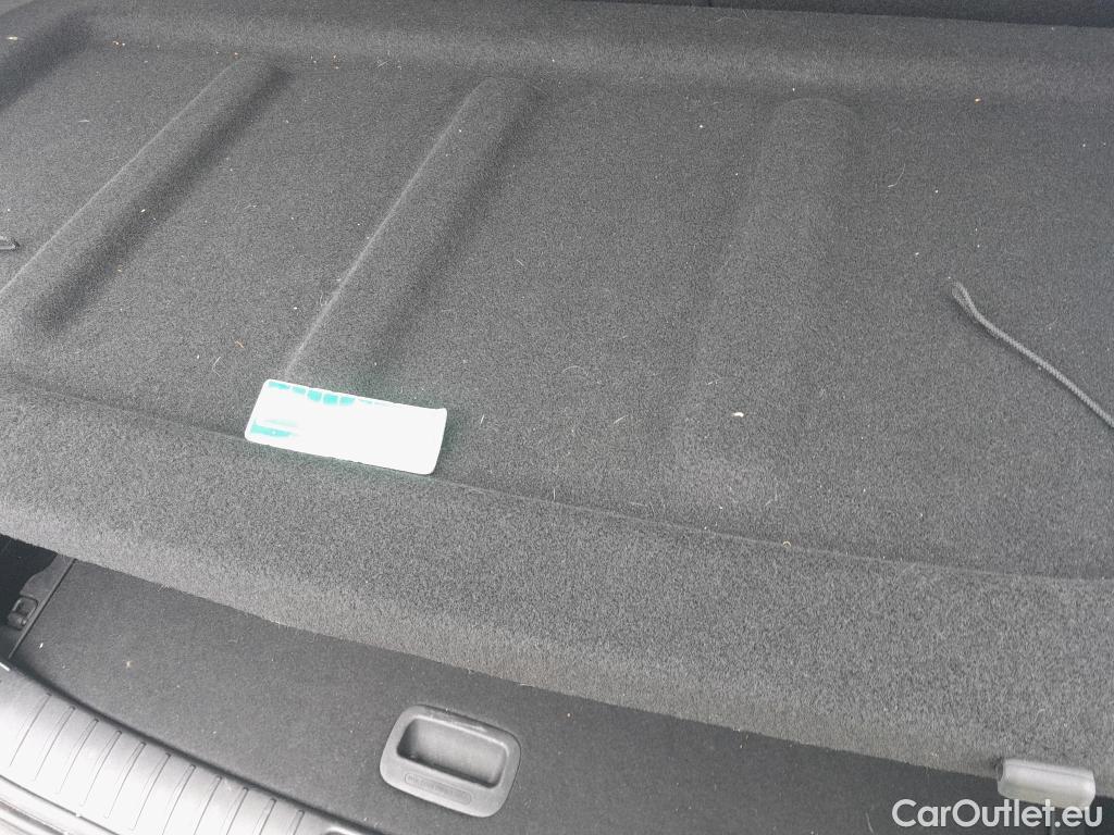  Hyundai  Konna HYUNDAI Kona / 2023 / 5P / todoterreno 1.6 GDI HEV Maxx DCT #3