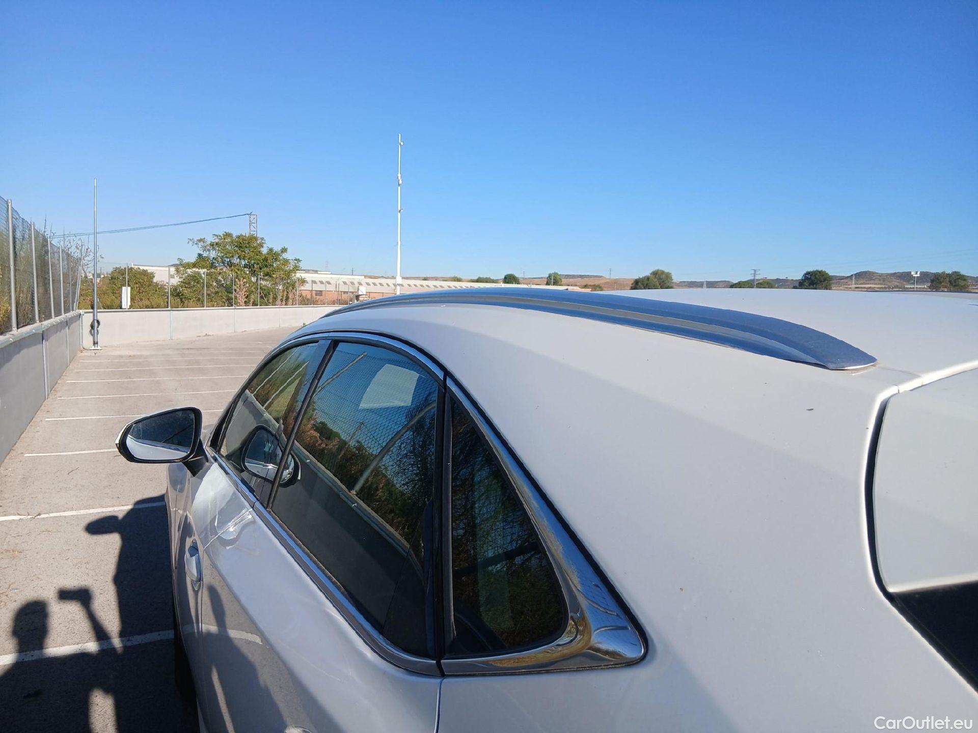  Lexus  NX LEXUS  / 2017 / 5P / todoterreno 2.5 300h Business Navigation 2WD (CX) #52