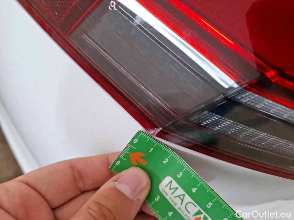  Volkswagen  Golf  VOLKSWAGEN SW / 2020 / 5P / Break 2.0 TDI SCR 150 DSG STYLE SW #21