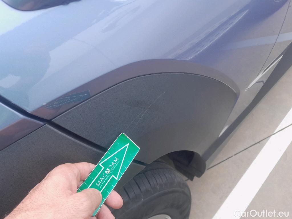  Hyundai  Konna HYUNDAI Kona / 2023 / 5P / todoterreno 1.6 GDI HEV Maxx DCT #12