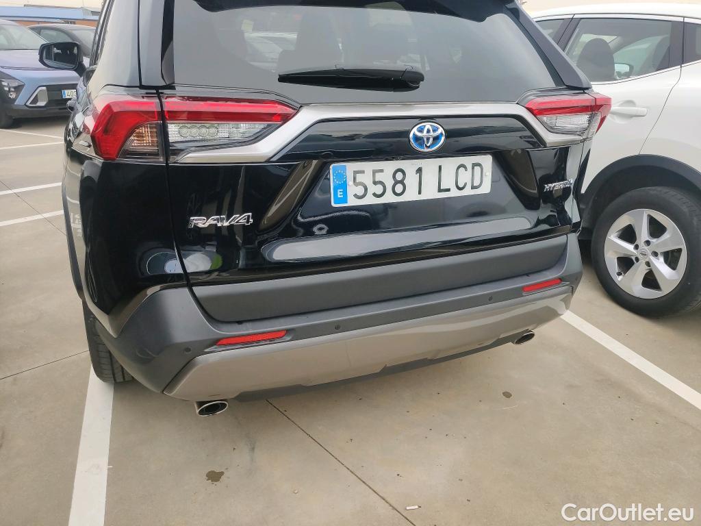  Toyota  RAV4 TOYOTA  / 2018 / 5P / todoterreno 2.5l 220H Advance Plus #1