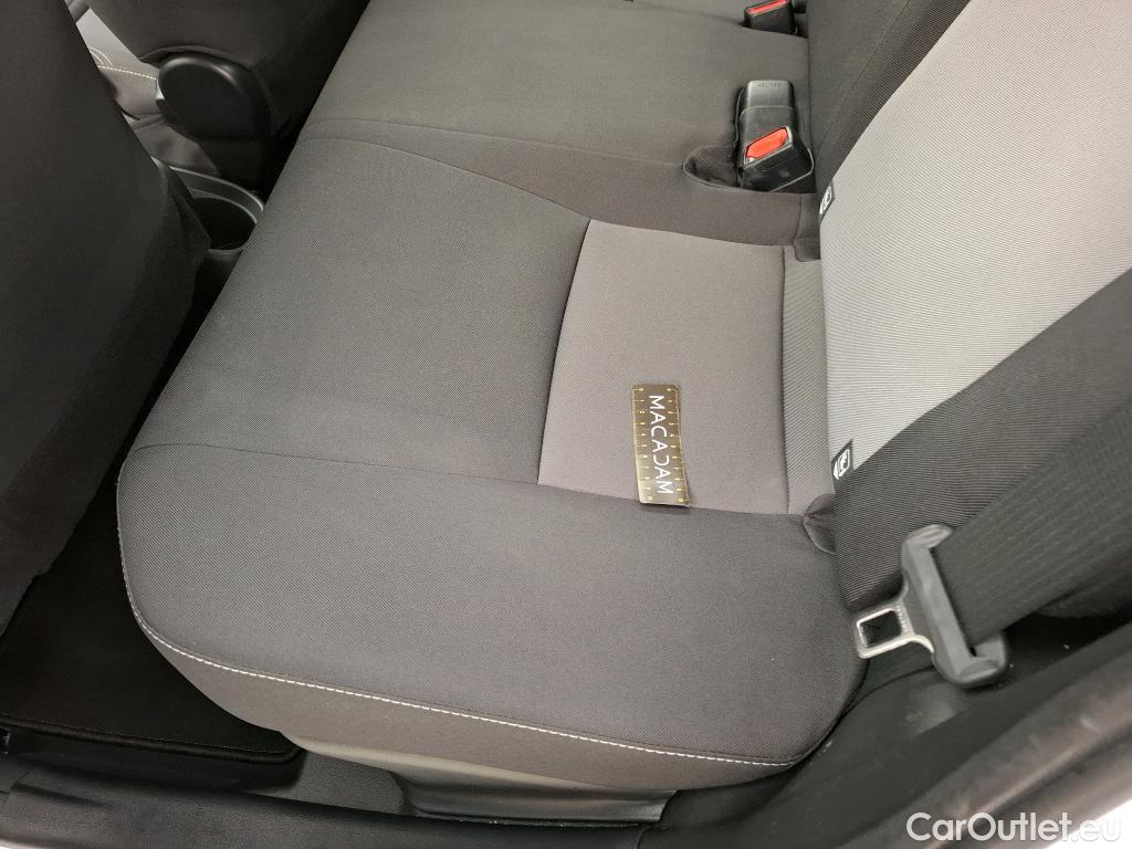  Toyota  Yaris TOYOTA  Hybride / 2017 / 5P / Berline 1.5 VVT-I HYBRID France Business #8