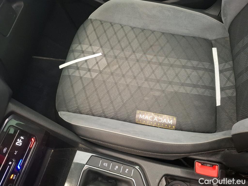  Volkswagen  Tiguan VOLKSWAGEN   2020  5P  SUV 2 0 TDI 150 DSG7 R Line #27