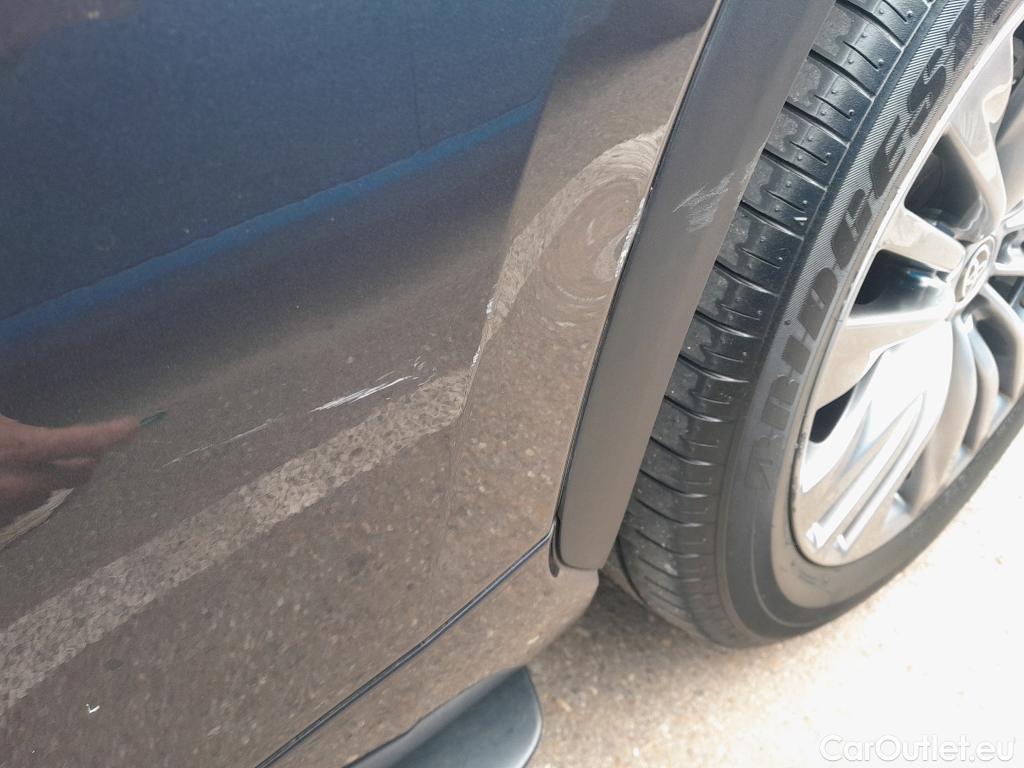  Toyota  Highlander TOYOTA  / 2021 / 5P / todoterreno 2.5 Advance P. Met. Techo Panorámico #3