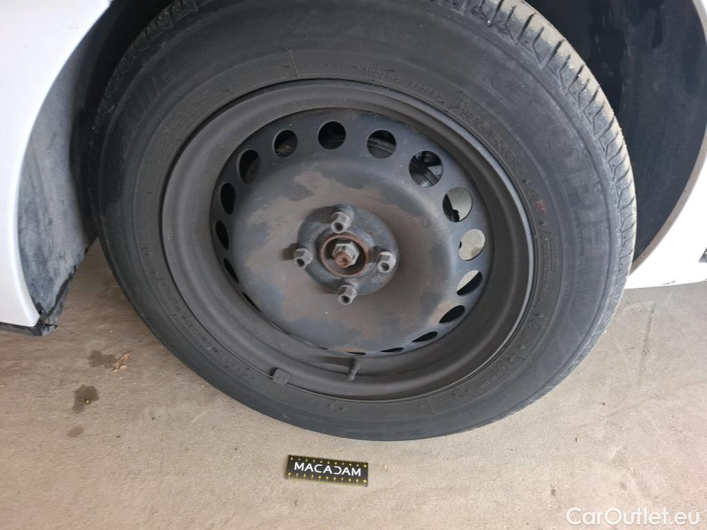  Renault  Clio  IV Air 1.5 dCi 75CV BVM5 E6 #14