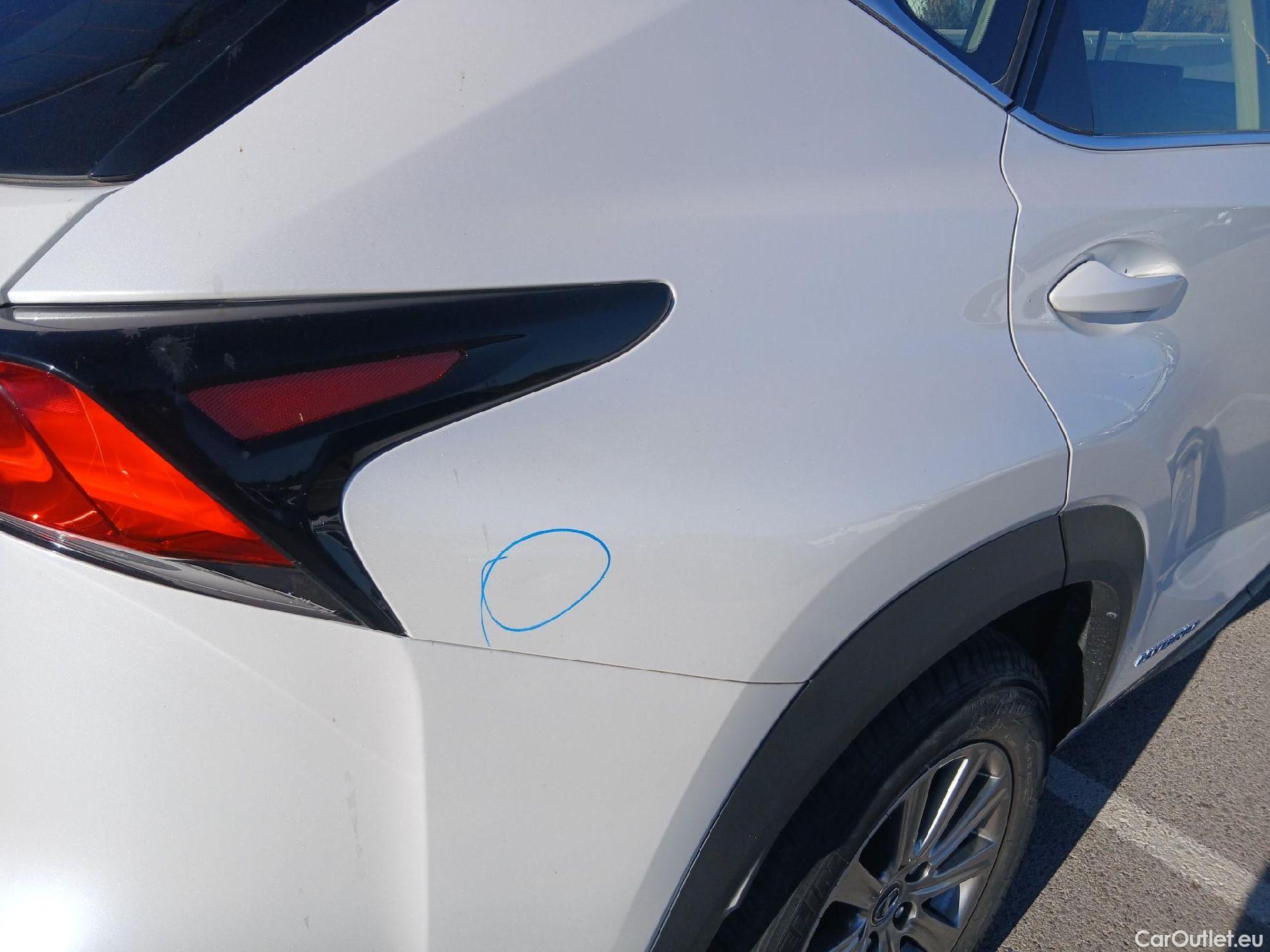  Lexus  NX LEXUS  / 2017 / 5P / todoterreno 2.5 300h Business Navigation 2WD (CX) #36